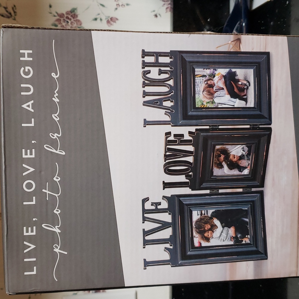 HOST PICK. NIB LIVE, LAUGH, LOVE Photo Frames - Picture 1 of 3